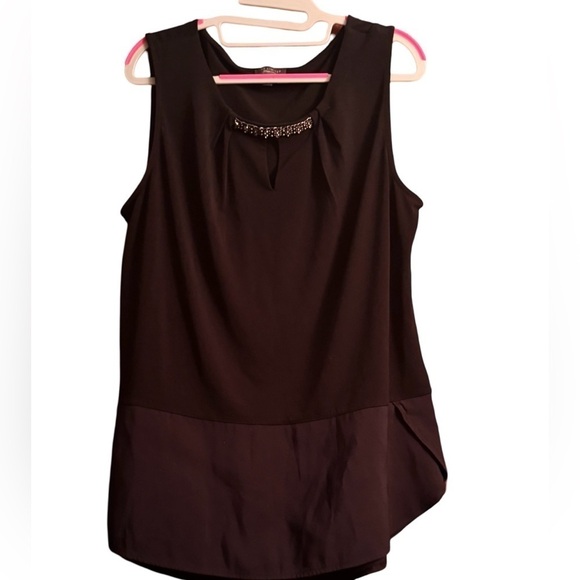 The Limited Tops - Limited Black Shell with Detail Sz Lg